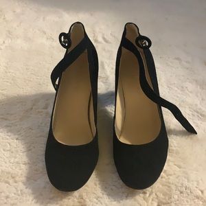 Marc Fisher Black Round-Toe Suede Pumps Ankle Strap | Size 7